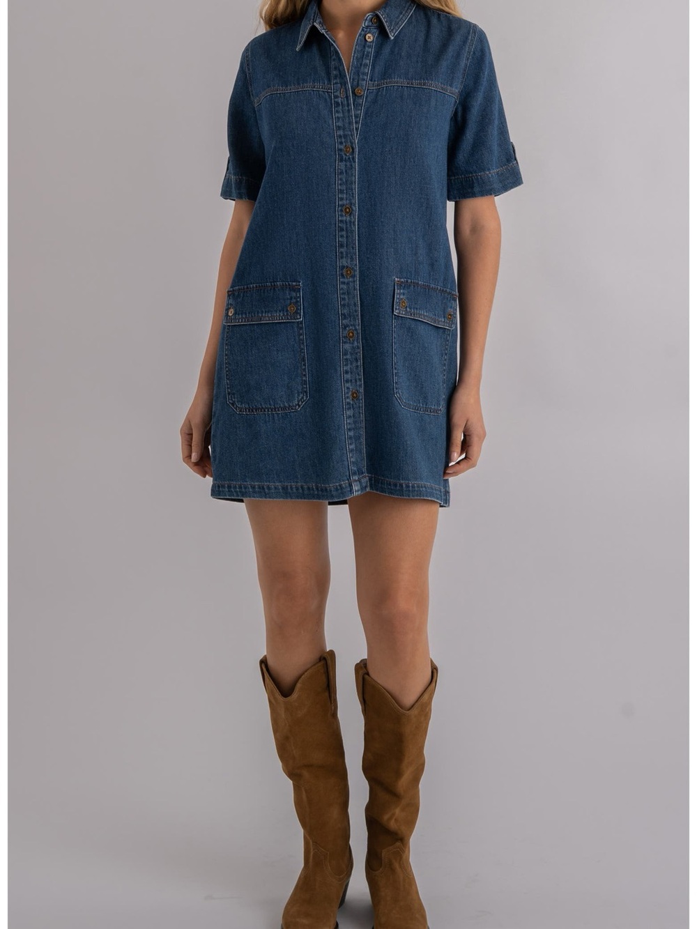 Kut from the Kloth Eliza Denim Mini Shortdress 
Size large